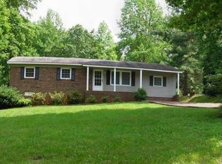 1511 Skeen View Rd, Asheboro, NC 27205