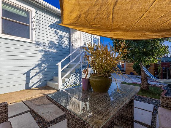 3rd image of 3619 Myrtle Ave