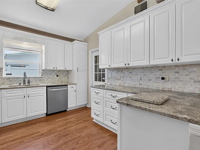 12496 136th Ln — Photo 10