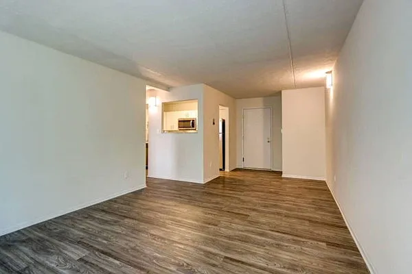 Bedford Green Apartments — Photo 6