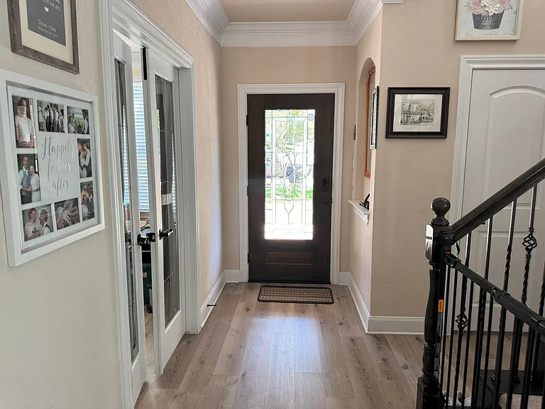 8603 Phoenix Ave — Photo 3