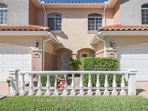3rd image of 6253 Vista Verde Dr W #515