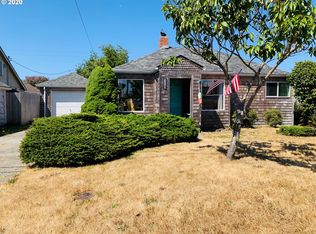 631 Maple St, Florence, OR 97439