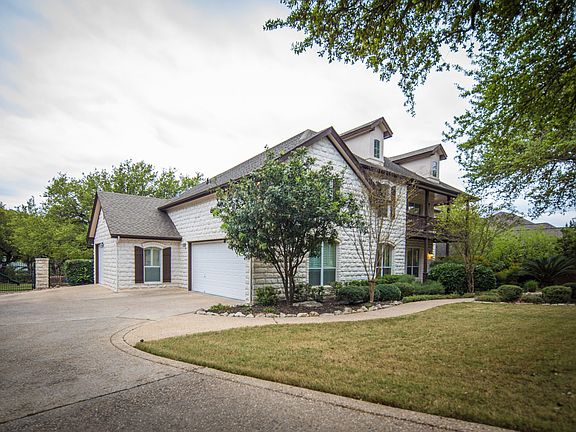 4th image of 9742 Trophy Oaks Dr