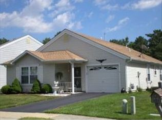 16 Beechwood Ct, Barnegat, NJ 08005
