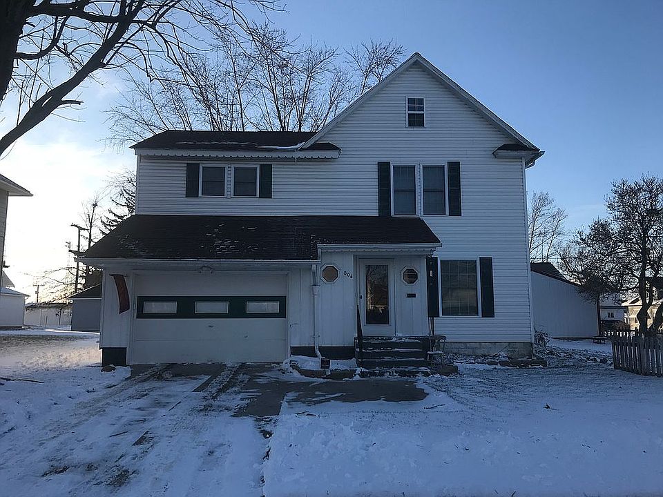 1st image of 806 Park St