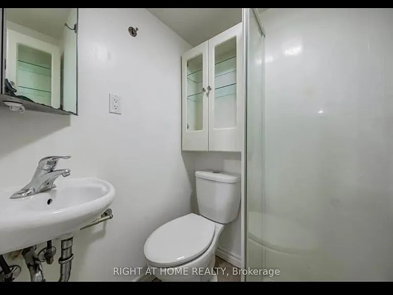 150 Maria Antonia Rd #BASEMENT — Photo 4