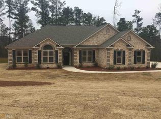 12383 Hillcrest Dr, Hampton, GA 30228