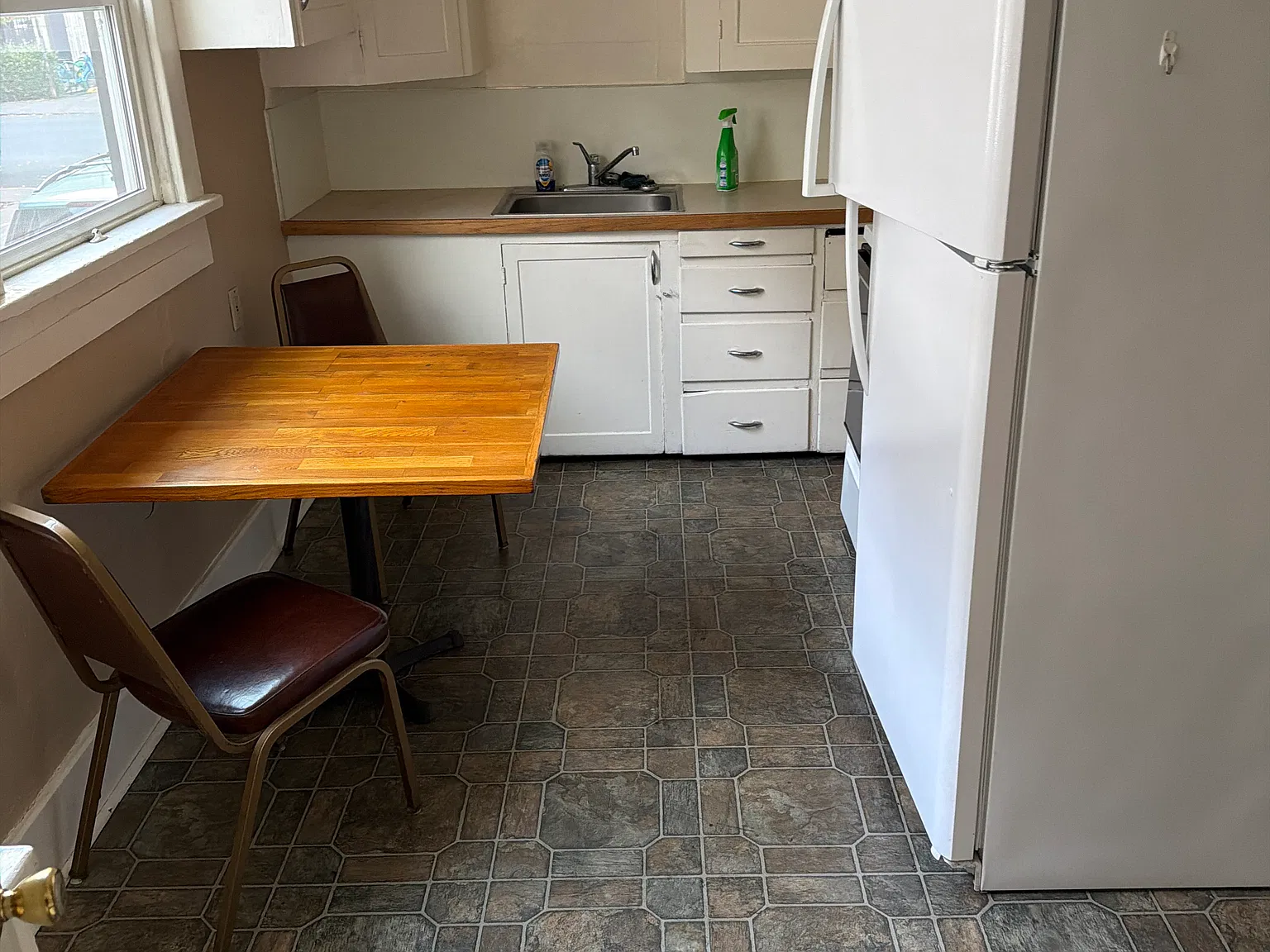 1 bed, 315 sqft, $895 — Photo 3