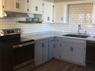 N132W18286 Rockfield Rd, Richfield, WI 53076