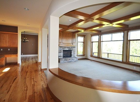 4th image of 638 Timber Creek Dr NW