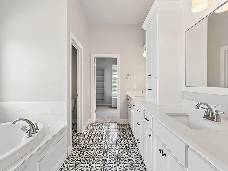 5709 Asheville Way — Photo 33