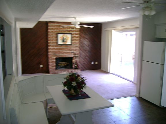 3rd image of 793 Pine Lake Dr