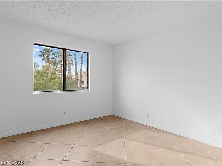 2809 Swallow Point Cir — Photo 16