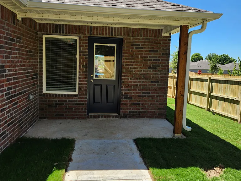 2448 N Raven Ln — Photo 4
