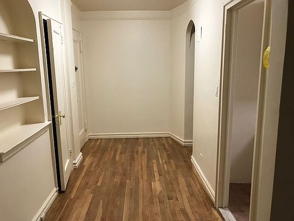 2nd image of 4301 46th St APT 3G