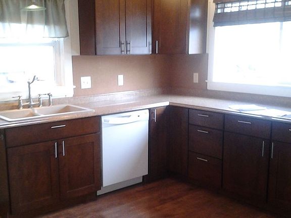 4th image of 1537 S 7th St W