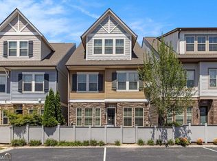 228 Dellwood Dr SE, Smyrna, GA 30080