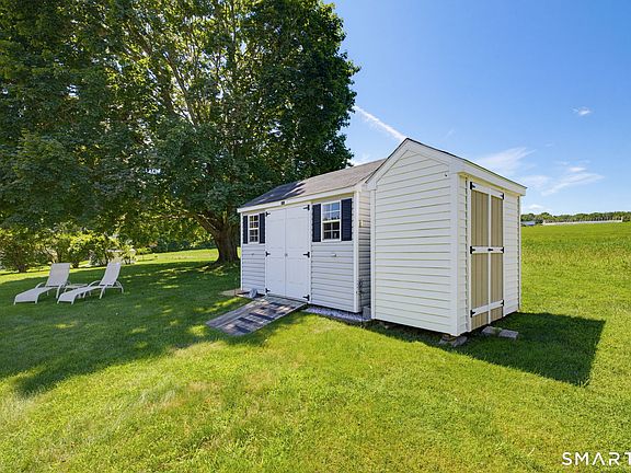 4th image of 127 Longwood Drive