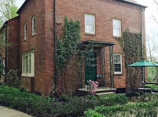 425 Olympia Rd, Mt Washington, PA 15211