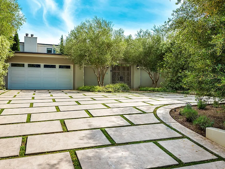 1025 Monte Cristo Ln — Photo 3