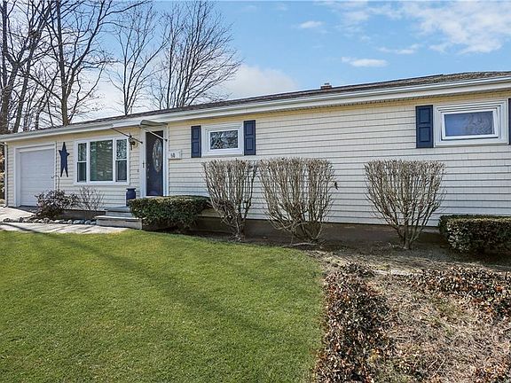 2nd image of 60 Oakland Dr