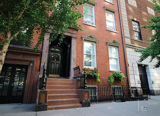 Rented by Oxford Property Group | media 12