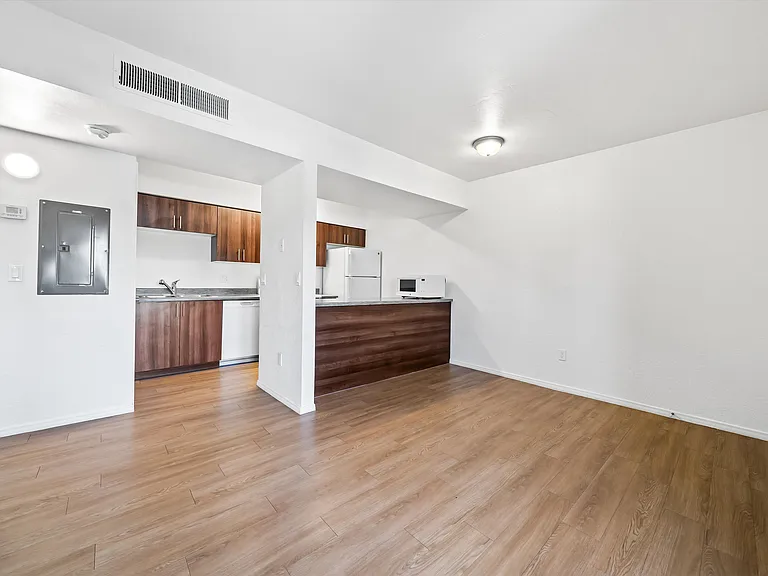 Talavera Apartments — Photo 15