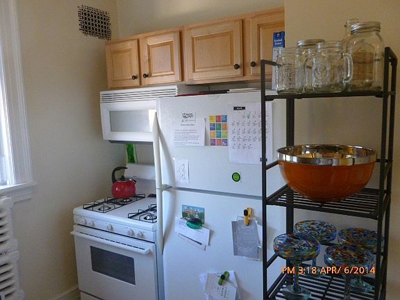 5th image of 2042 Park Ave APT 4