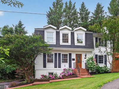 4020 Roberts Rd, Fairfax, VA, 22032