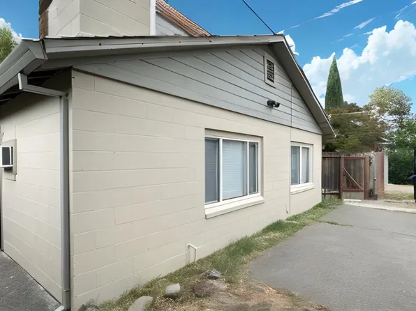 1725 Wright St, Sacramento, CA 95825