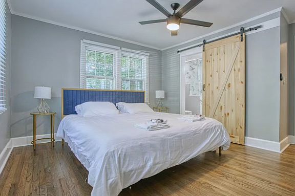 Primary suite