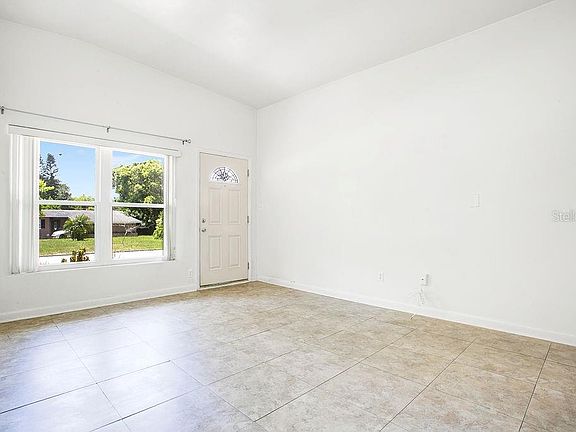 3rd image of 1311 Edmundshire Ln