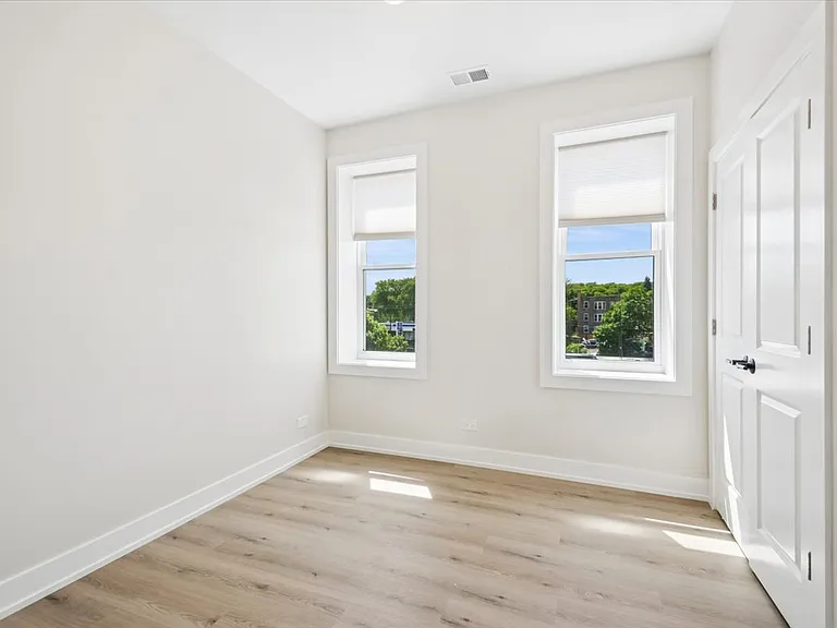 1540 W Rosemont Ave #3 — Photo 18