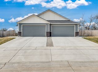 5707 E Bristol St, Wichita, KS 67220