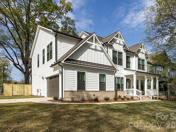 3rd image of 1607 Chippendale Rd