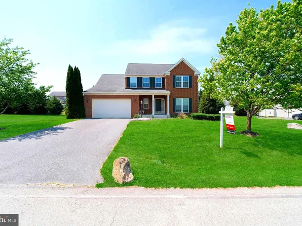 19321 Paradise Manor Dr, Hagerstown, MD 21742