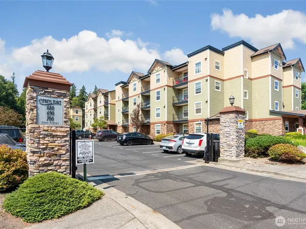 690 32nd Street #B107, Bellingham, WA 98225