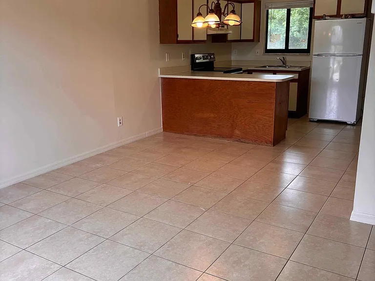 5045 SE Primrose Way — Photo 4