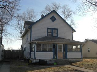 216 E Center St, London, OH 43140