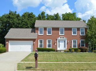 2196 Castlebrook Dr, Powell, OH