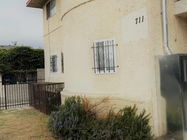 711 W 82nd St APT 5, Los Angeles, CA 90044