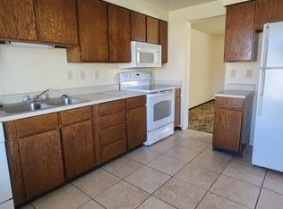 1730 Idaho St APT 3, Green River, WY 82935