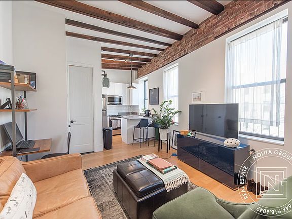 3rd image of 58 Kenmare St APT 18