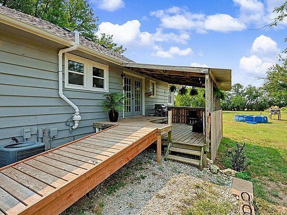 5th image of 10605 SW 114th Ter