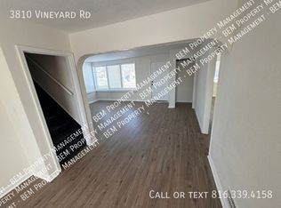 3810 Vineyard Rd, Kansas City, MO 64128