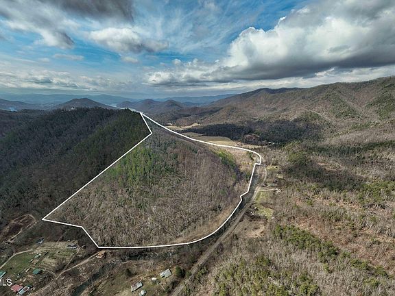 5th image of 9613 Roan Creek Rd