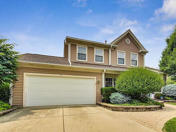 3rd image of 9 Cheswick Ct