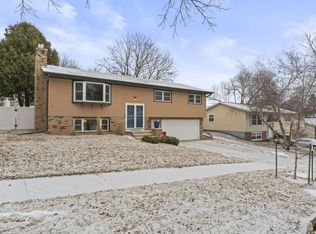 515 29th St NW, Rochester, MN 55901