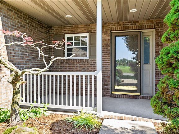 3rd image of 1780 Sweet Gum Dr